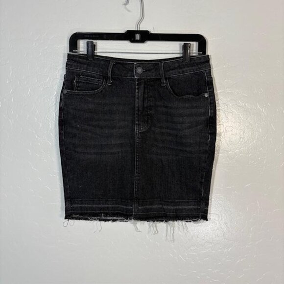 Judy Blue Denim Skirt Womens Small Black Wash Raw Frayed Hem Stretch JB2811 - Picture 1 of 7